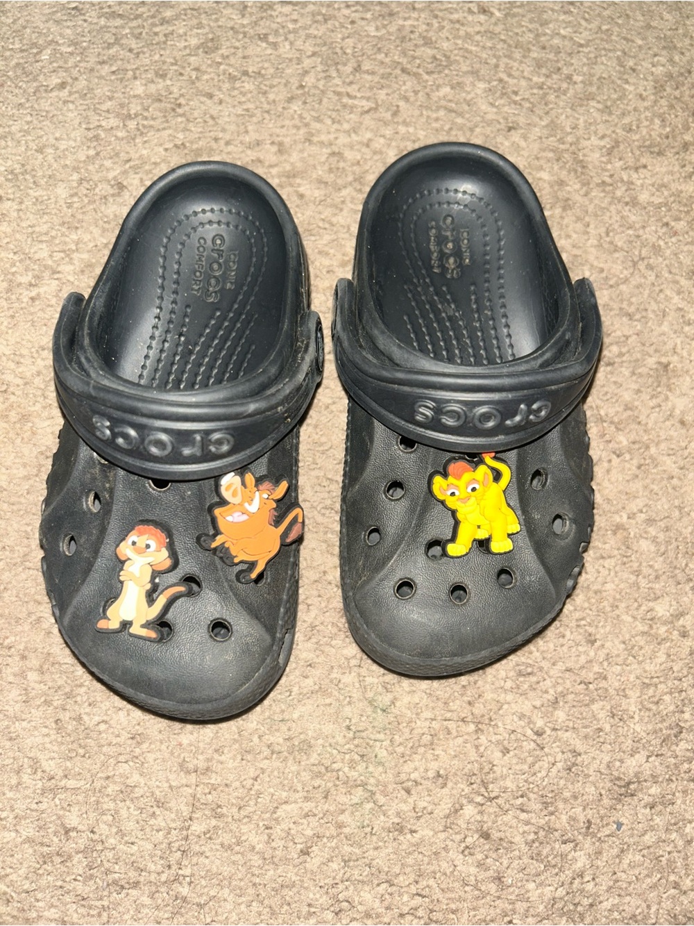 Toddler Crocs sz 8